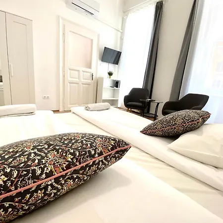 Lonyay Apartman Budapest Exterior photo